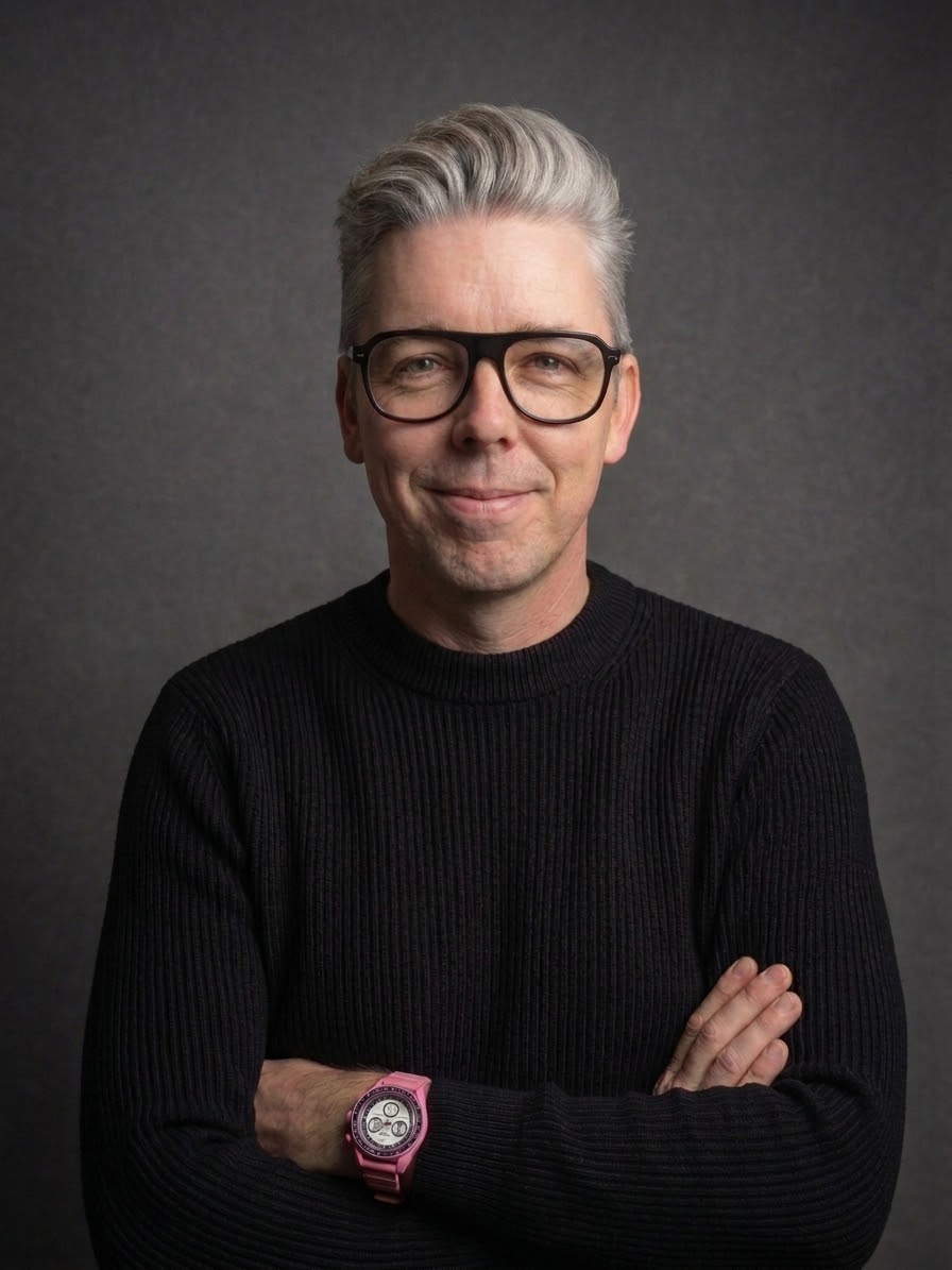Arnaud Trenchant, sa montre rose au poignet